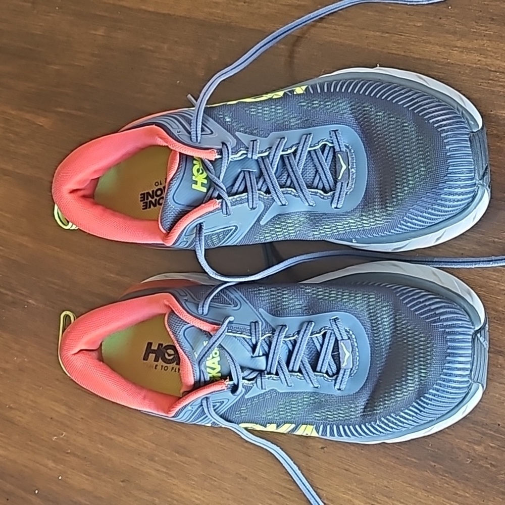 Hoka One Bondi 7, Turbulence/Chili 8.5 (2.E Wide)